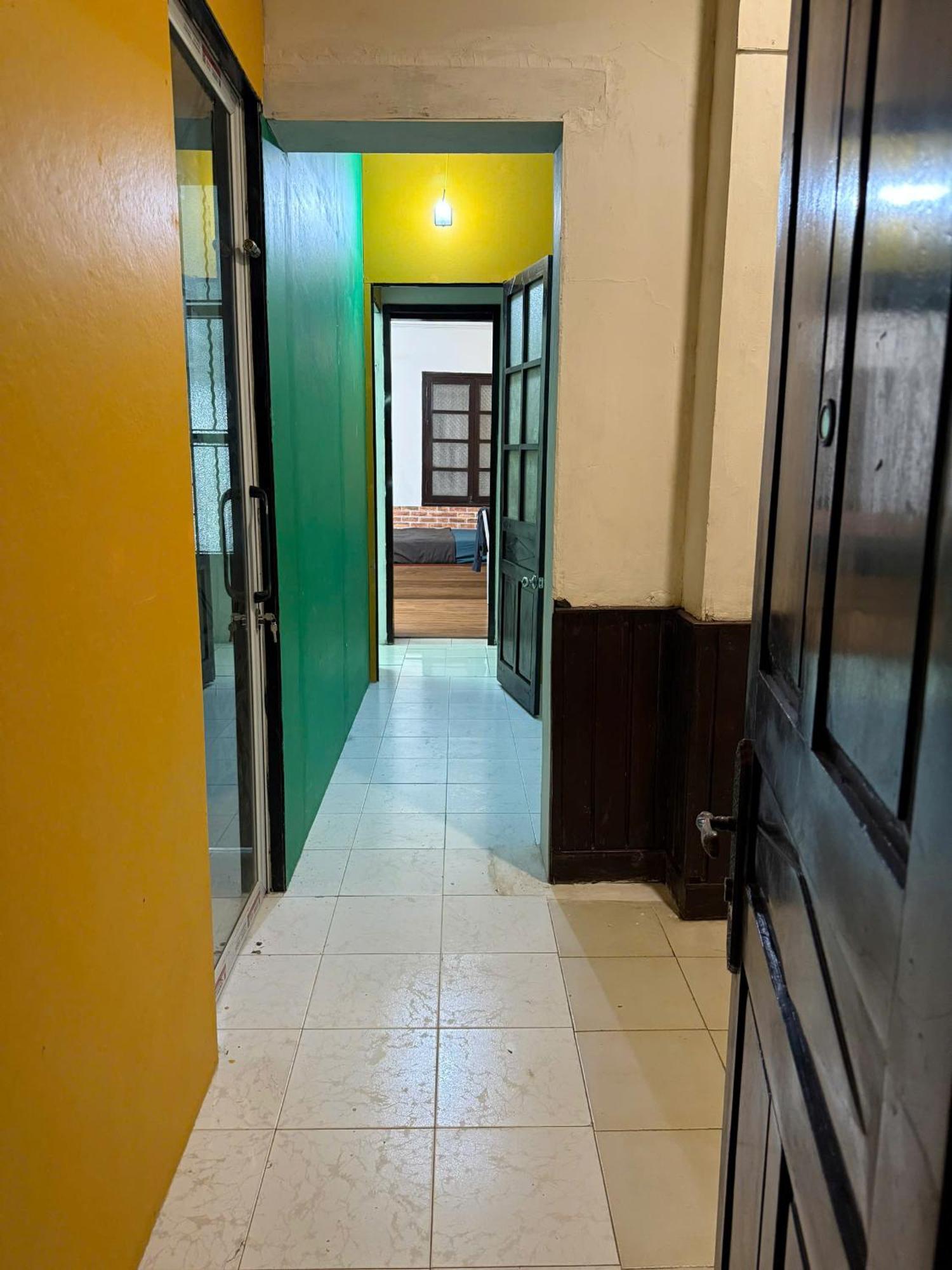House With Balcony,k 1,old Quarter,3 Mins To Hoankiem Appartement Hanoï